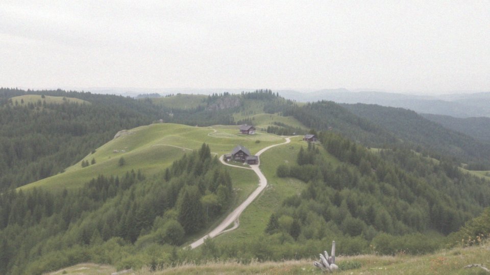 Ile ofert noclegowych znajduje się w Górach Stołowych?