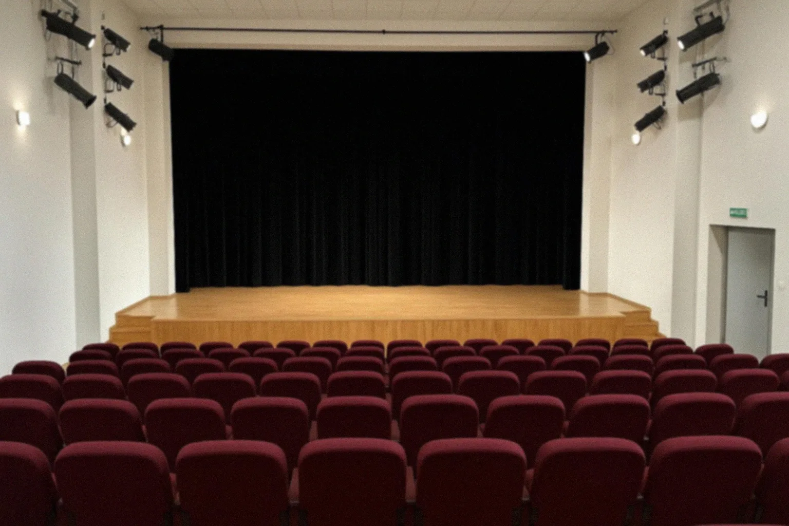 Festyn Polska Story w Pałacyku Sokół – wieczór pełen humoru i absurdu